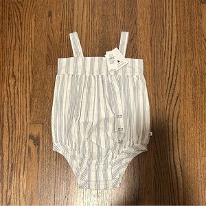 Baby Gap striped romper – brand new with tags 🤍
